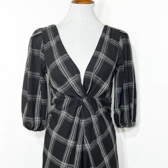 Free People Black Plaid V Neck Balloon Sleeve A Line Pleated Mini Shirtdress - Picture 7 of 14